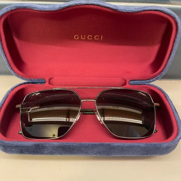 Gucci Specialized Fit Navigator Sunglasses
